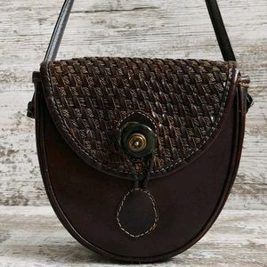 🟥Vintage Brown Woven Leather Saddle Bag